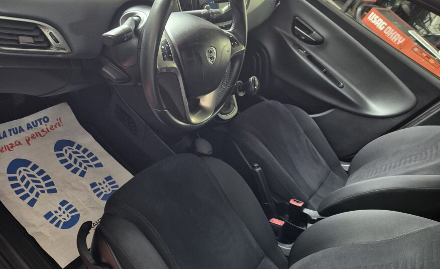 LANCIA YPSILON 1.2 69 CV 5 PORTE GOLD