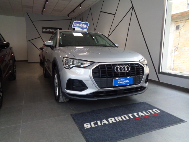 Audi Q3 35 TDI S tronic Business Advanced