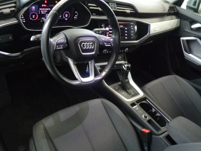 Audi Q3 35 TDI S tronic Business Advanced