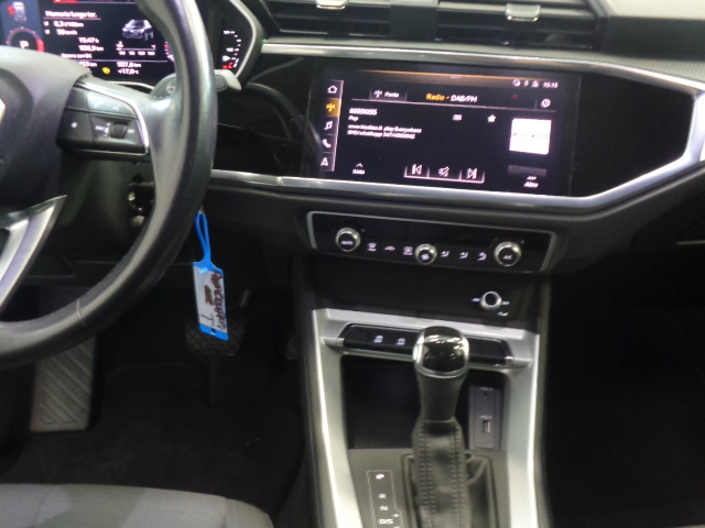 Audi Q3 35 TDI S tronic Business Advanced