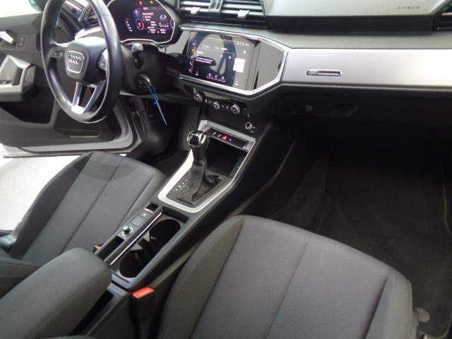 Audi Q3 35 TDI S tronic Business Advanced