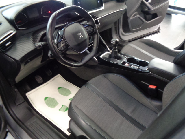 Peugeot 2008 BlueHDi 110 S&S Allure
