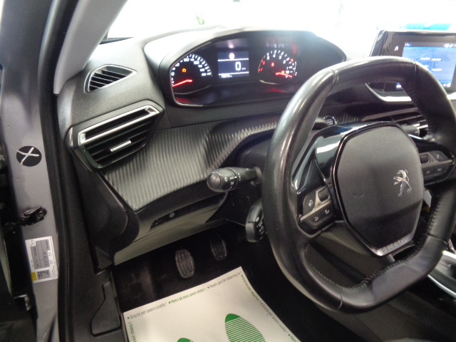 Peugeot 2008 BlueHDi 110 S&S Allure