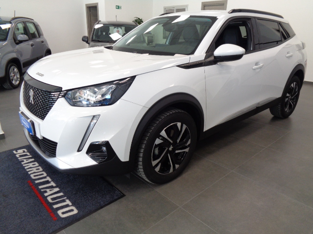 Peugeot 2008 BlueHDi 130 S&S EAT8 Allure