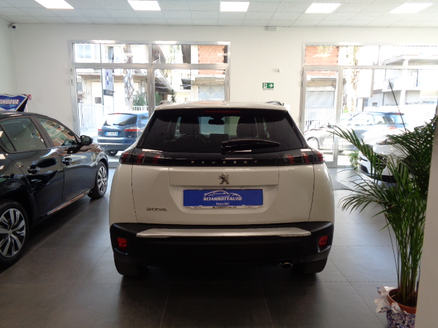 Peugeot 2008 BlueHDi 110 S&S Allure Pack