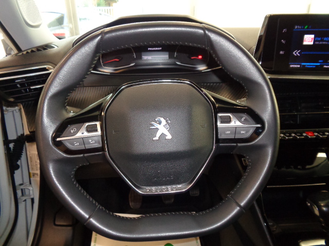 Peugeot 2008 BlueHDi 110 S&S Allure Pack