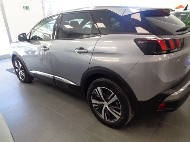 Peugeot 3008 3008 1.5 bluehdi Allure Pack s