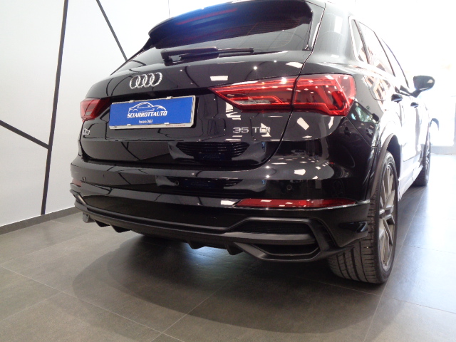 AUDI Q3 II 2019 35 2.0 tdi S line edition s-tronic