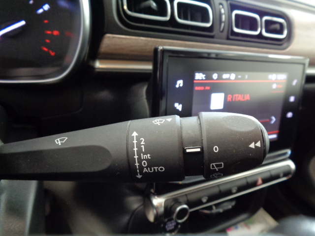 Citroen C3III 2017 1.2 puretech Shine s
