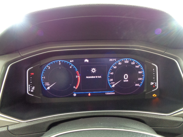 VOLKSWAGEN T-ROC 1.6 TDI