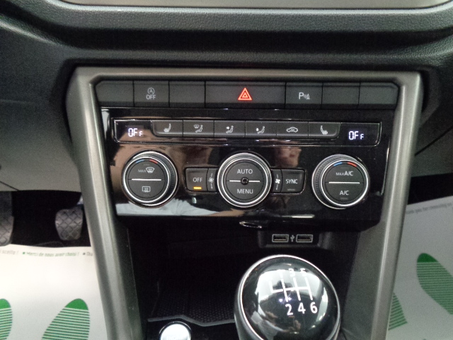 VOLKSWAGEN T-ROC 1.6 TDI