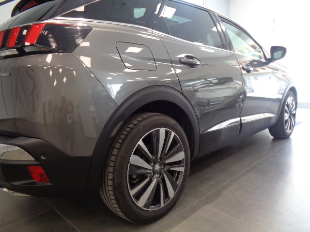 PEUGEOT 3008 GTI LINE