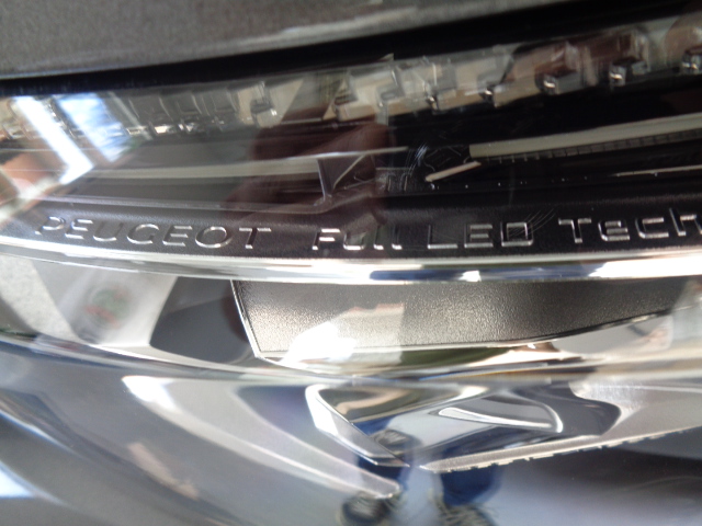 PEUGEOT 3008 GTI LINE